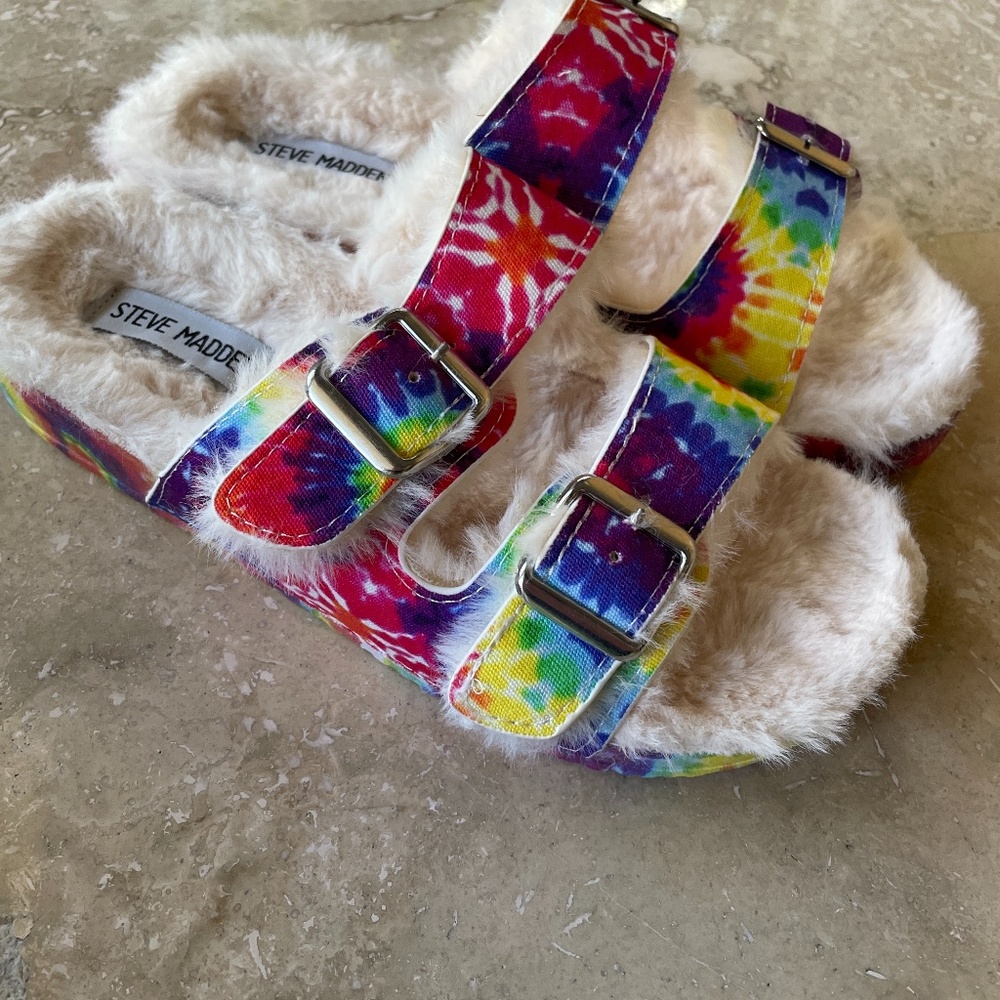 Steve Madden Newly Tie Dye Sandals NWT